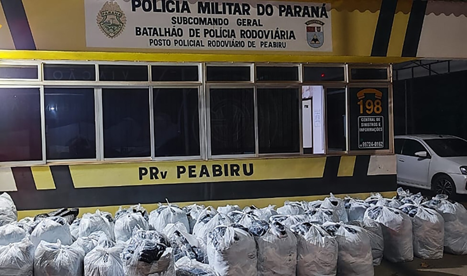 em-acoes-distintas,-pre-apreende-drogas-e-contrabandos-em-peabiru