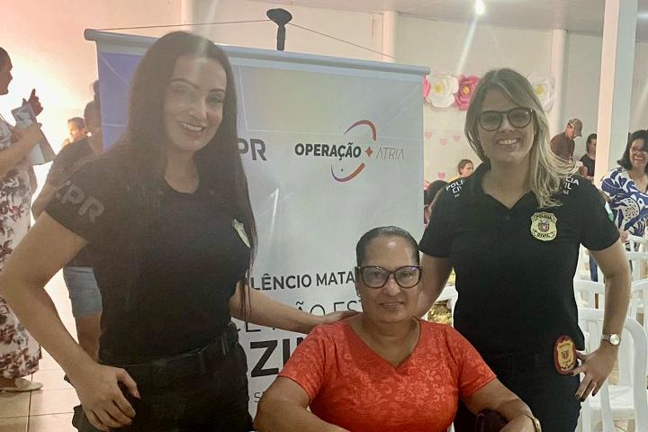 equipe-da-delegacia-de-xambre-ministra-palestra-sobre-medidas-protetivas-de-urgencia-no-cras