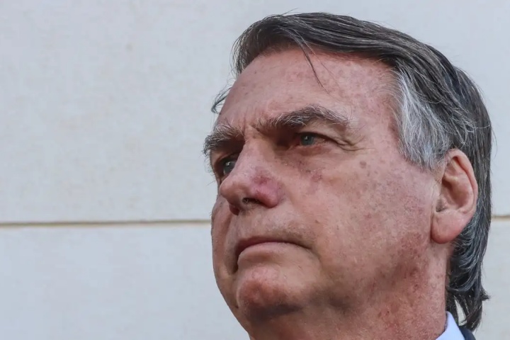 bolsonaro-segue-para-sao-paulo-para-tratamento-de-erisipela-e-obstrucao-intestinal