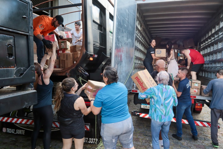 estado-envia-nova-remessa-com-mais-de-300-toneladas-de-donativos-ao-rio-grande-do-sul