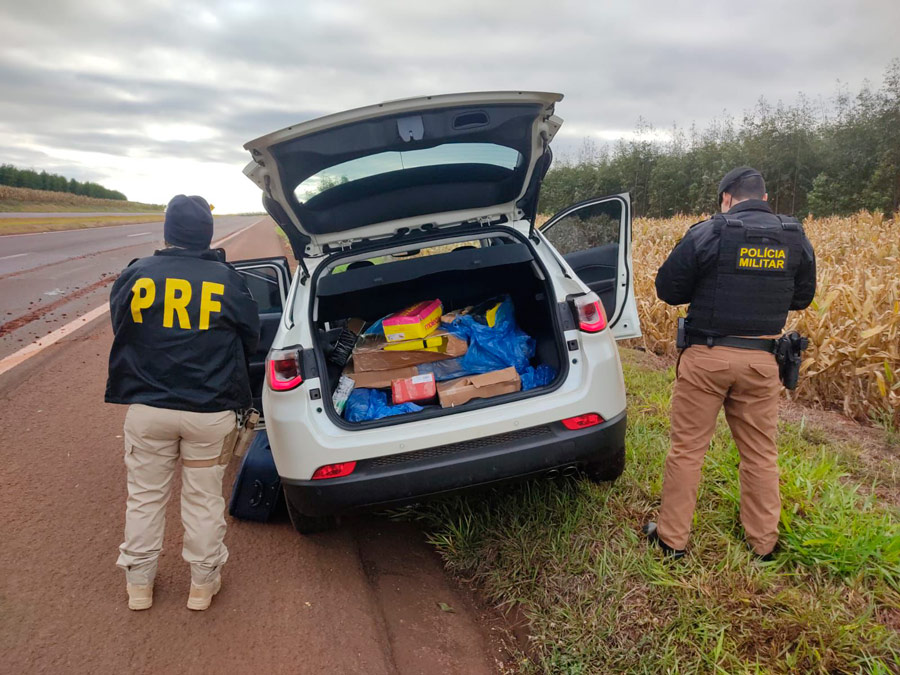 policia-apreende-carro-com-drogas-e-anabolizantes-apos-perseguicao