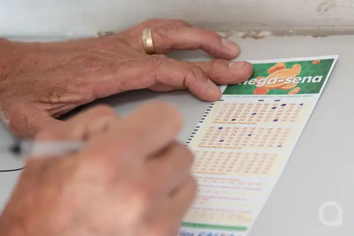premio-da-mega-sena-acumulado-em-r$-47-milhoes-e-sorteado-neste-sabado