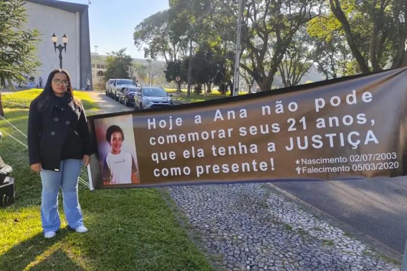 adolescente-assassinada-por-delegado-completaria-21-anos-nesta-terca-feira