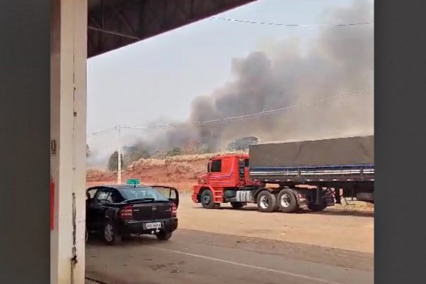 incendio-ambiental-causa-destruicao-em-icaraima-nesta-terca-feira
