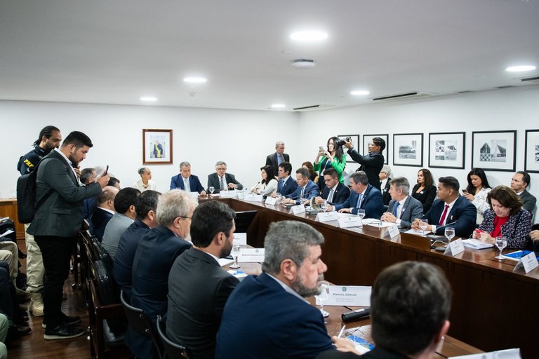 governo-federal-e-estados-se-unem-para-combater-e-prevenir-incendios