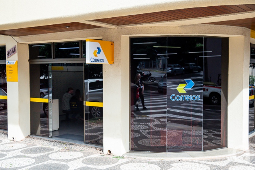 correios-anunciam-concurso-com-3.511-vagas-e-salarios-de-ate-r$-6,8-mil