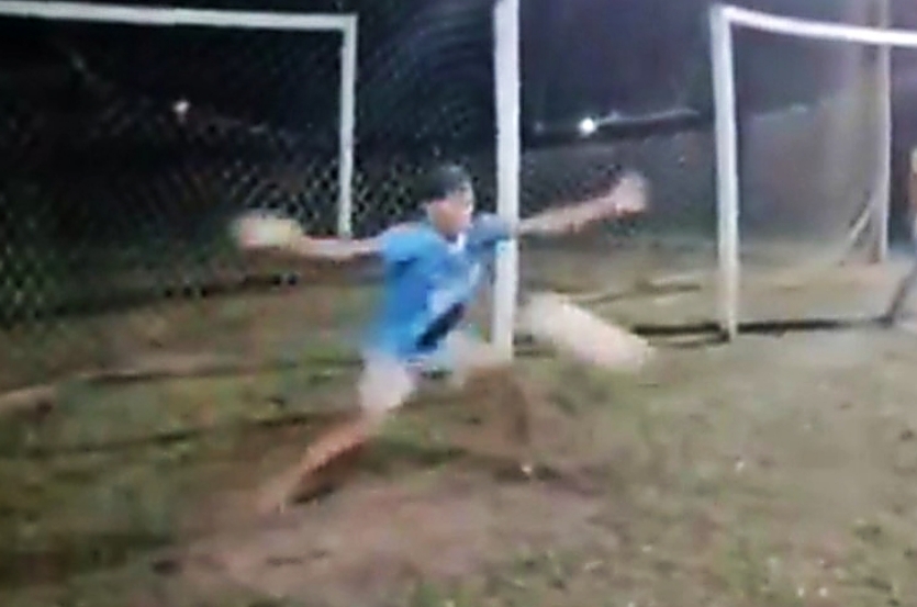 adolescente-e-atingido-por-bolada-no-peito-durante-partida-de-futebol-e-acaba-morrendo