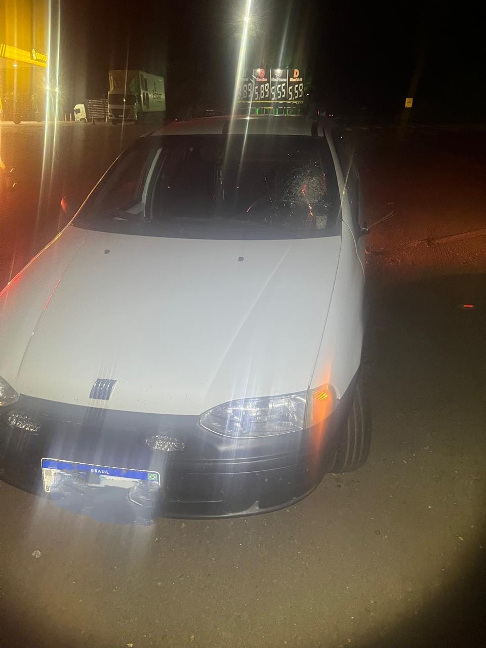 homem,-de-39-anos,-e-atropelado-por-carro,-ao-cruzar-a-pr-323