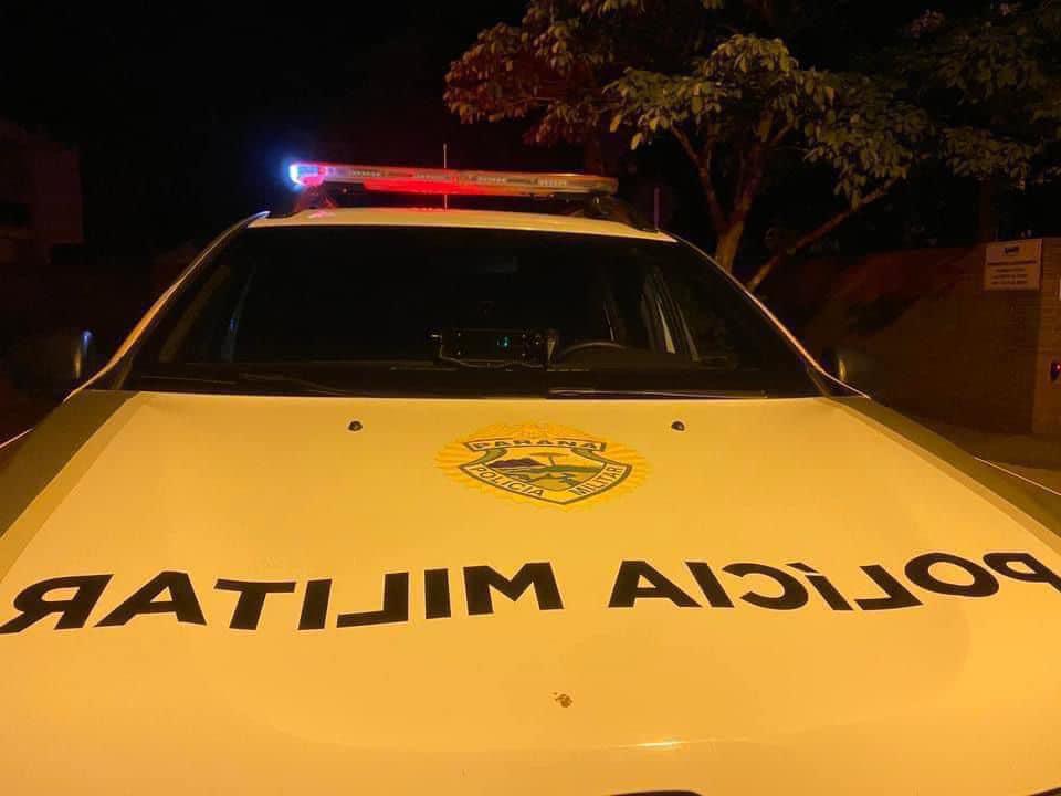 homem-e-detido-pela-pm,-apos-ser-acusado-de-agressao-contra-a-esposa,-em-terra-boa