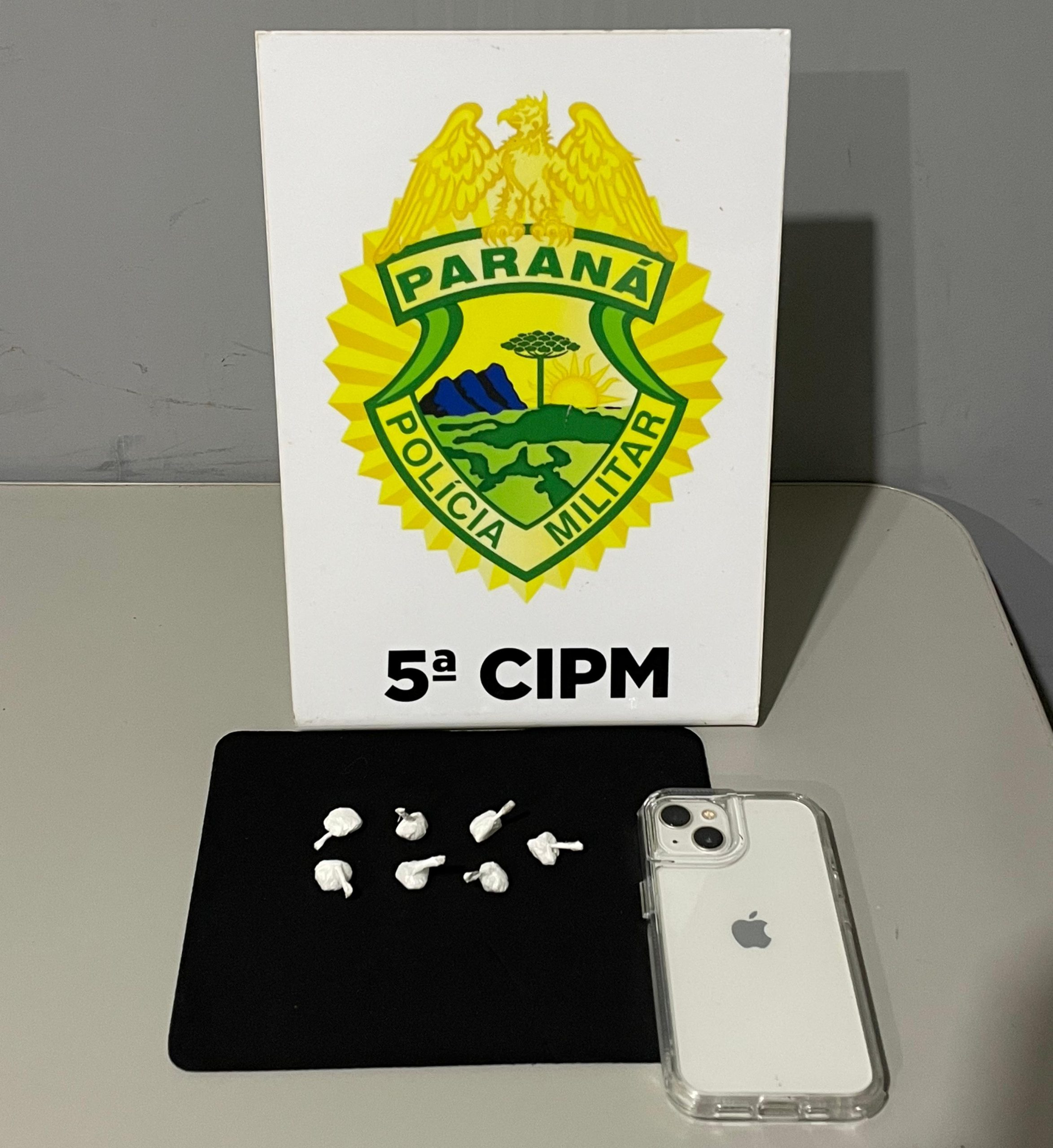 apos-denuncias,-pm-encontra-cocaina-em-veiculo-e-prende-motorista,-em-cianorte