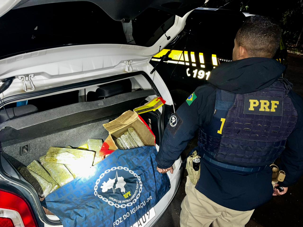 menor-e-contratado-para-assumir-posse-de-droga,-durante-abordagem-em-rodovia
