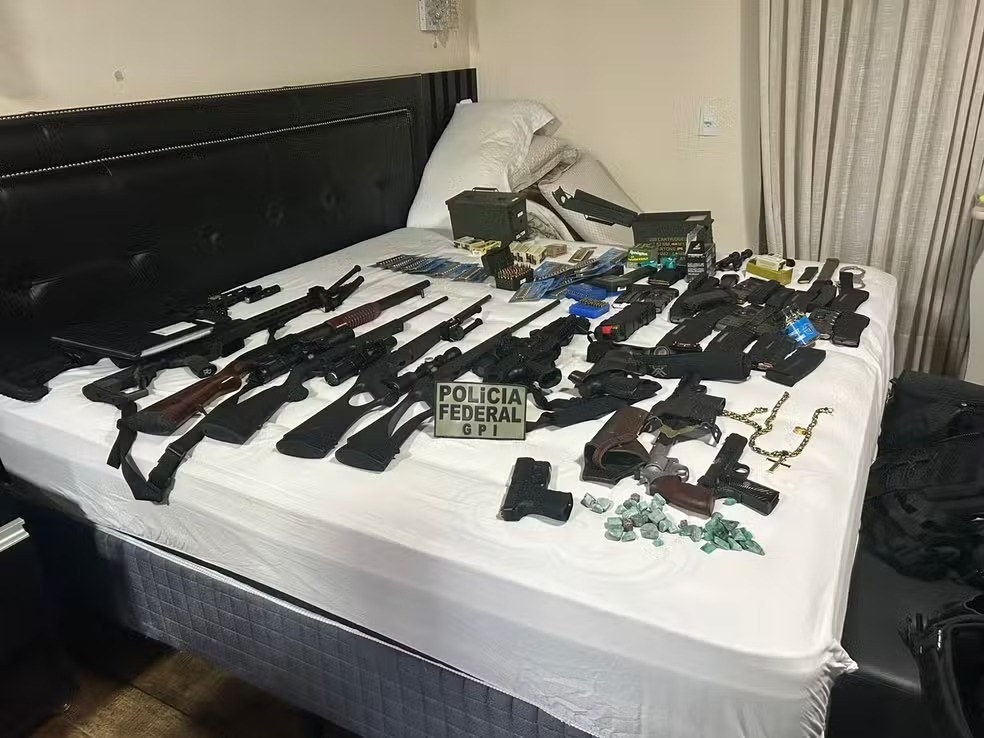 operacao-contra-o-trafico-internacional-de-armas-apreende-arsenal-em-tres-cidades