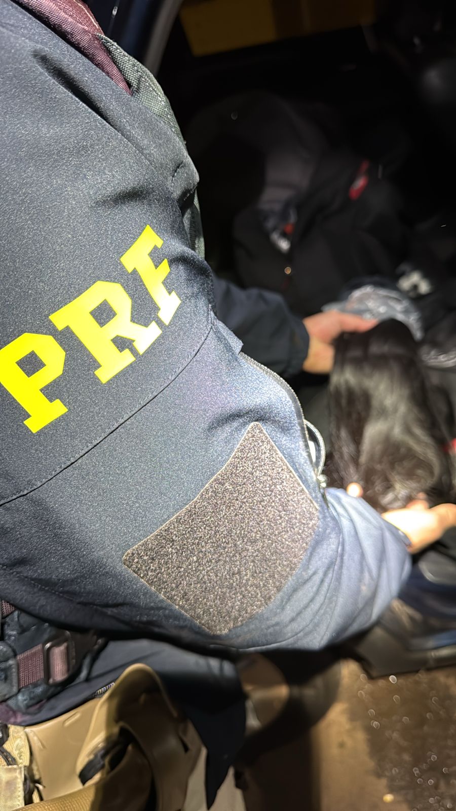 motorista-e-preso-com-mais-de-160-quilos-de-cabelo-humano-em-veiculo