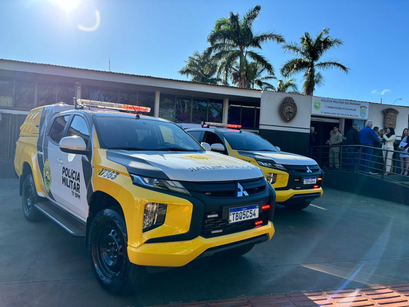em-solenidade,-policia-militar-de-campo-mourao-recebe-novas-viaturas